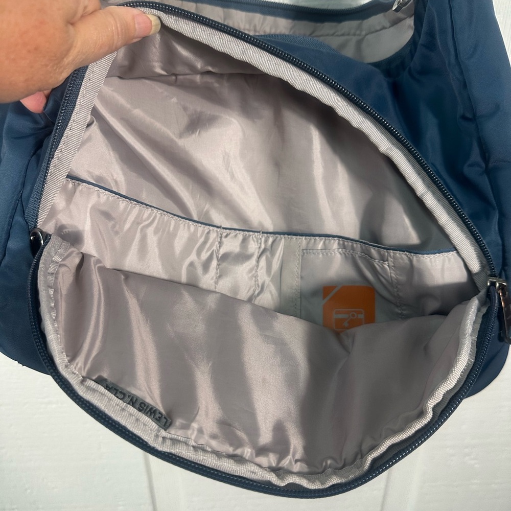 Lewis N. Clark Blue and Beige Inside Secura Anti-Theft Messenger Bag EUC - Picture 5 of 10